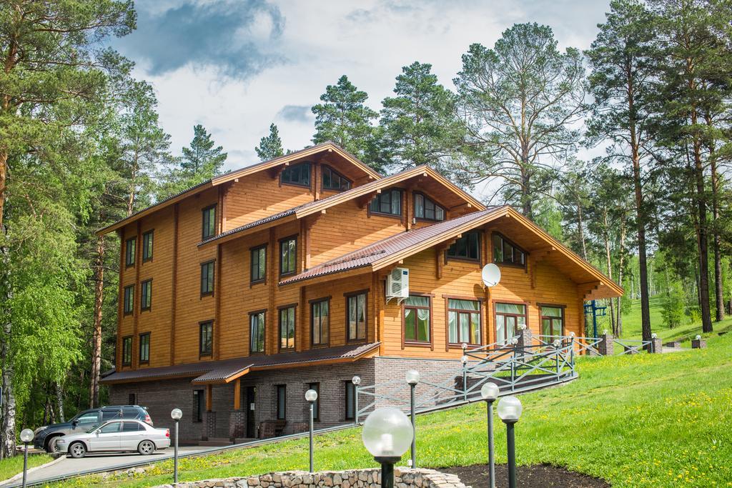 Hotel Shale Novokuznetsk Exterior photo